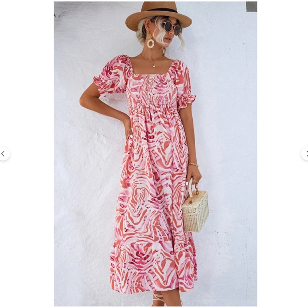 BeachSissi Smocked Midi Dress Off Shoulder Pink Swirl Sz Small NWT - Picture 3 of 16